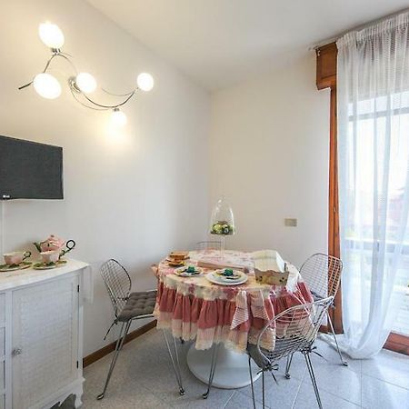 Appartamento Eleonora Rivoltella del Garda Bagian luar foto